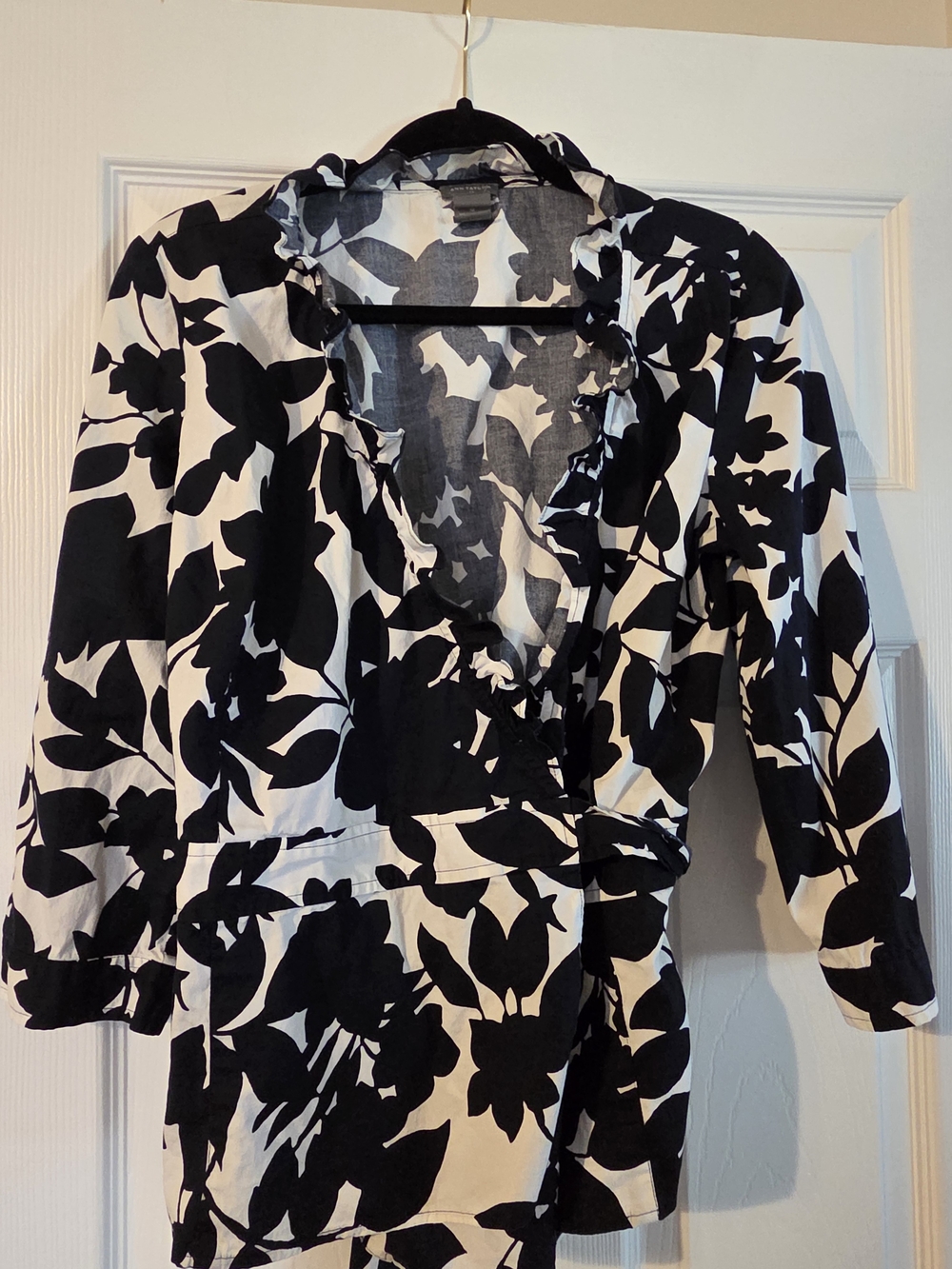 Ann Taylor Navy Blue and White Floral Wrap Blouse